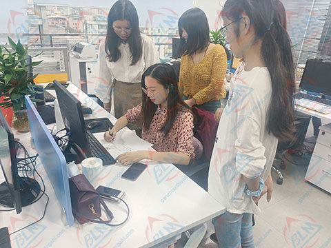 业务办公室图片